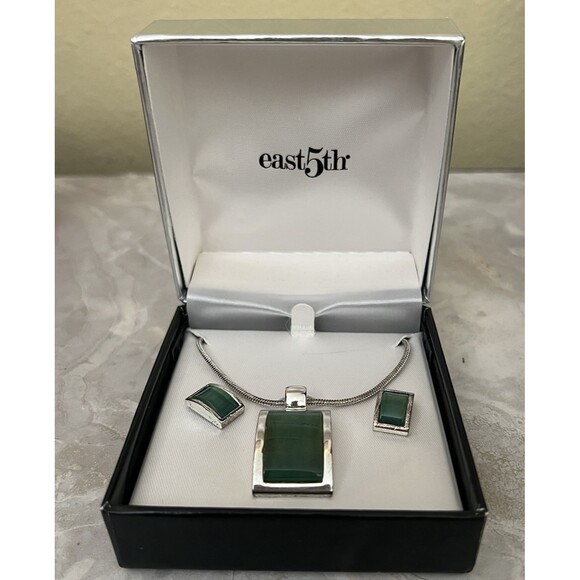 East 5th Jewelry - Vtg 90's East 5th Pendant And Post Earrings Set Green and Silver New in Box